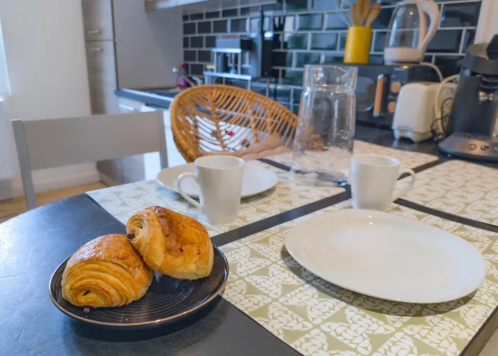 Le Duplex 3 - 1p A 7p - Saint Honore Apartment